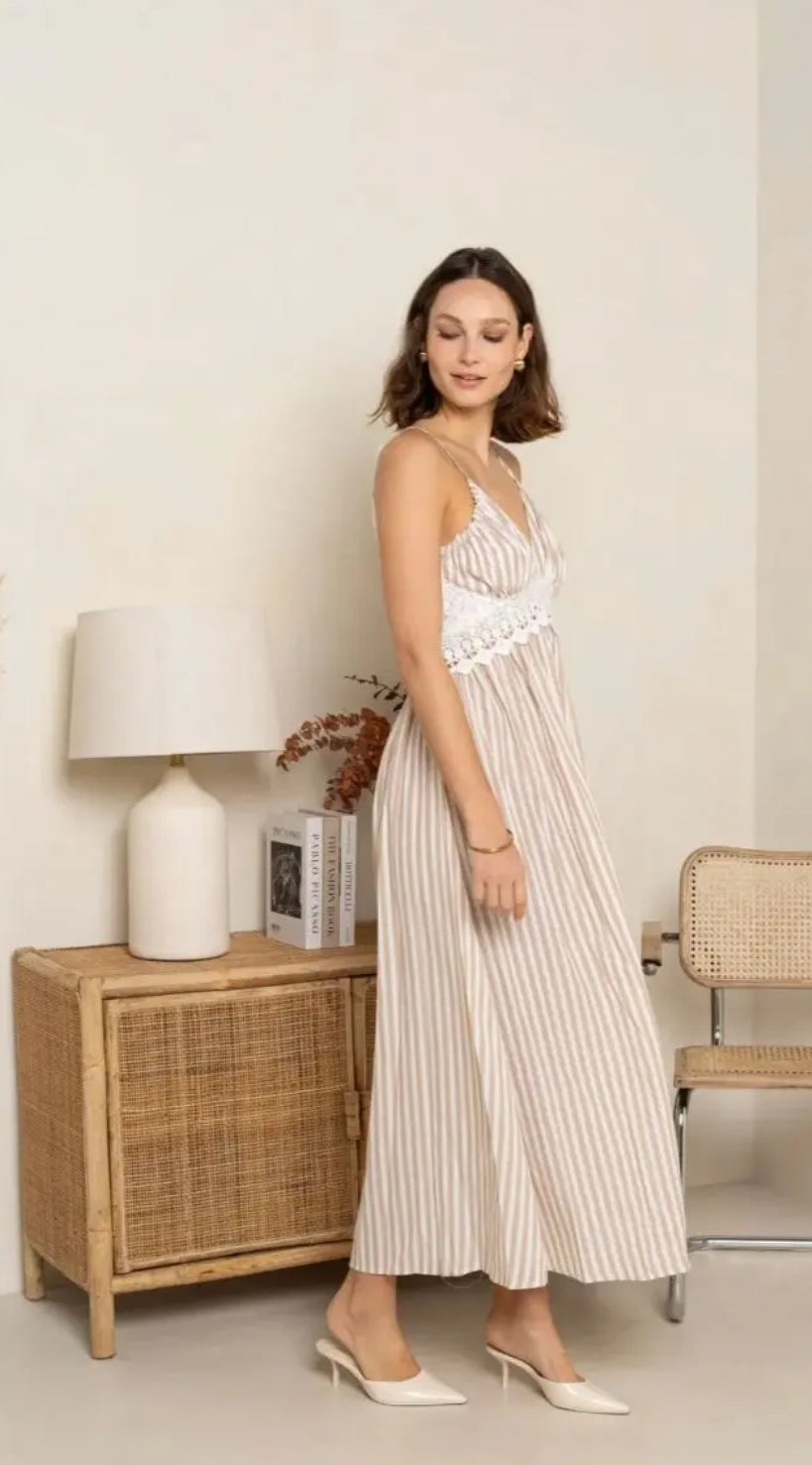Robe longue dos nu rayé et crochet
