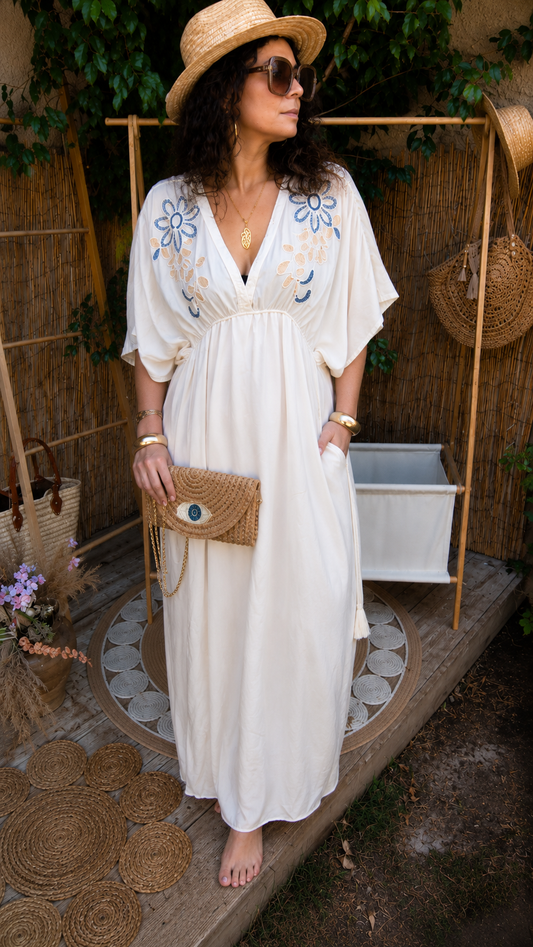 Robe brodée bohème en lin 🌾