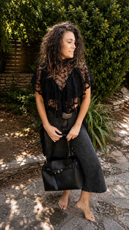 Jean noir cropped avec ceinture